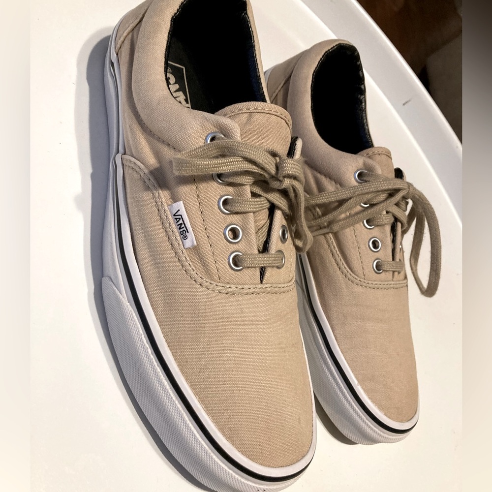 Vans Classic Tan fabric